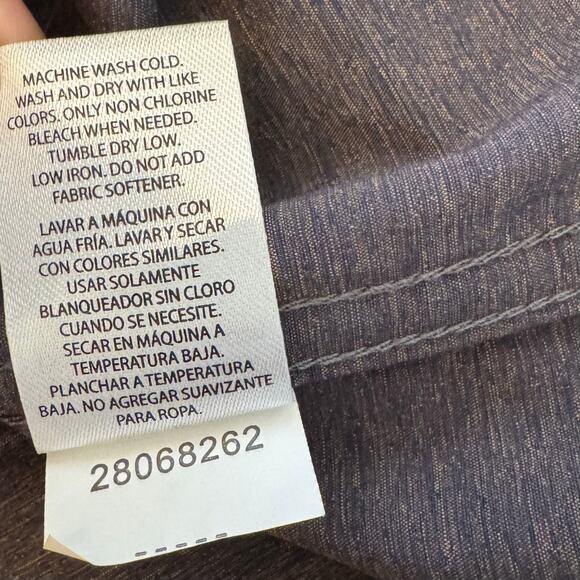 SWISSTECH Charcoal Performance Long Sleeve Button Up Shirt Large Stretch NWOT - Picture 8 of 12